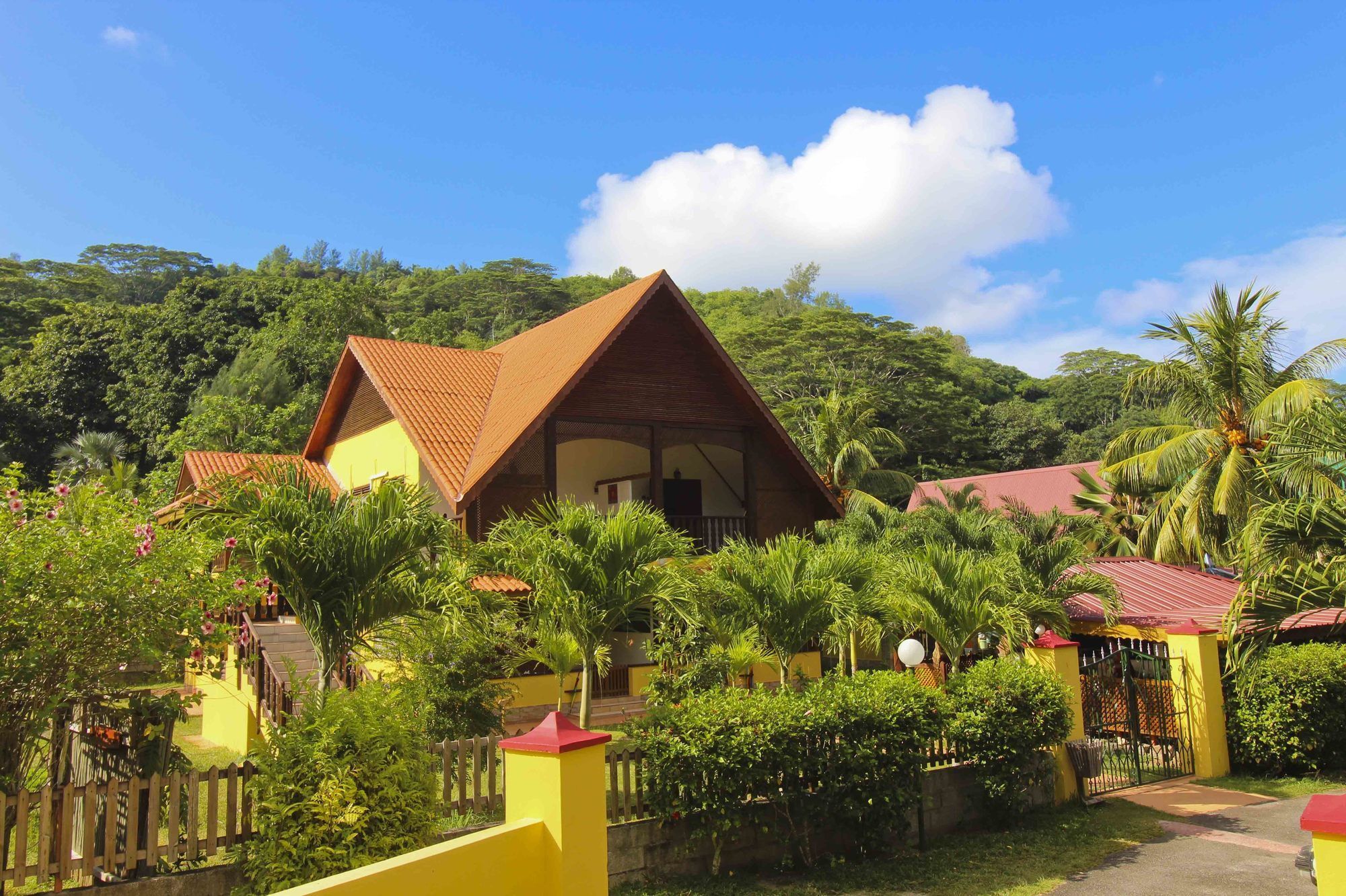 Takamaka Green Village Buitenkant foto